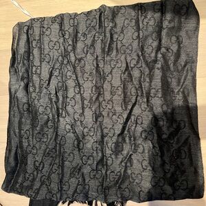 Gucci Scarf - Black